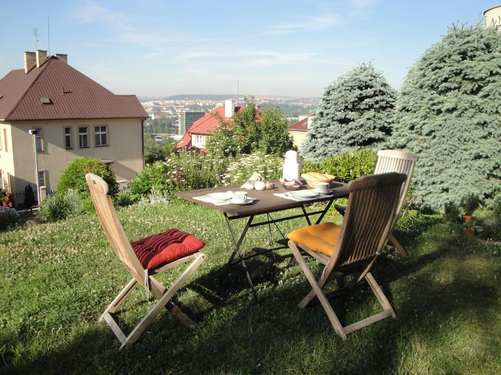 Pension Apartment Granit Прага Екстериор снимка
